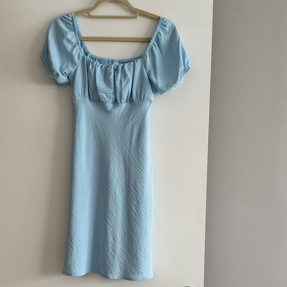 No Boundaries Juniors Crinkle Mini Dress with Puff Sleeves
